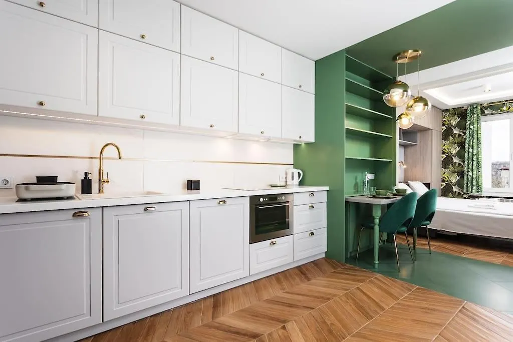 Verdant Oasis - Old Town Studio - By Upstairs Krakow Poland